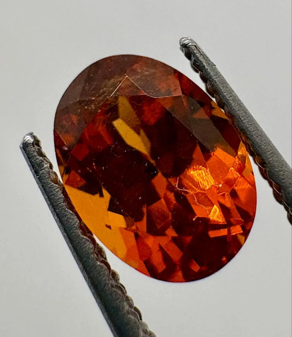 天然スペサタイトガーネット 1.40 Ct 7X5 mm