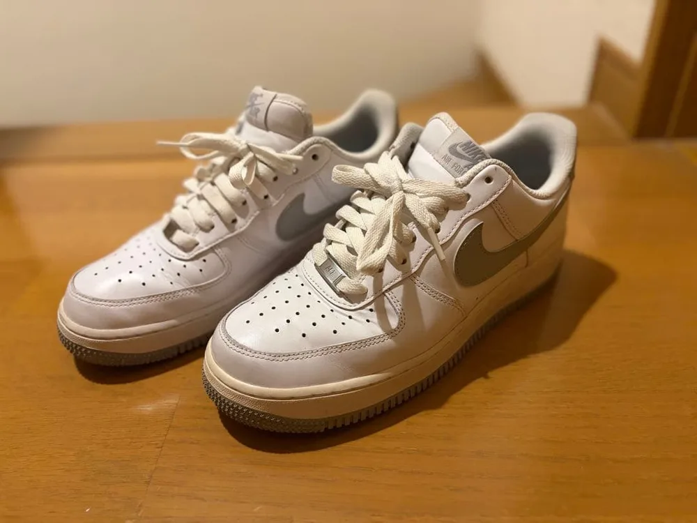 美品NIKE ナイキ AIR FORCE 1 エアフォース1 26cm