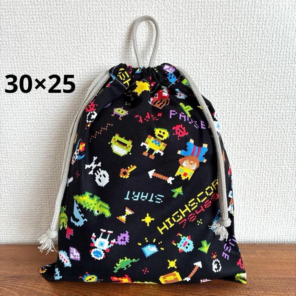 30×25cm<くろ×ドット絵>給食袋 体操服袋 着替え袋 巾着袋 男の女の子