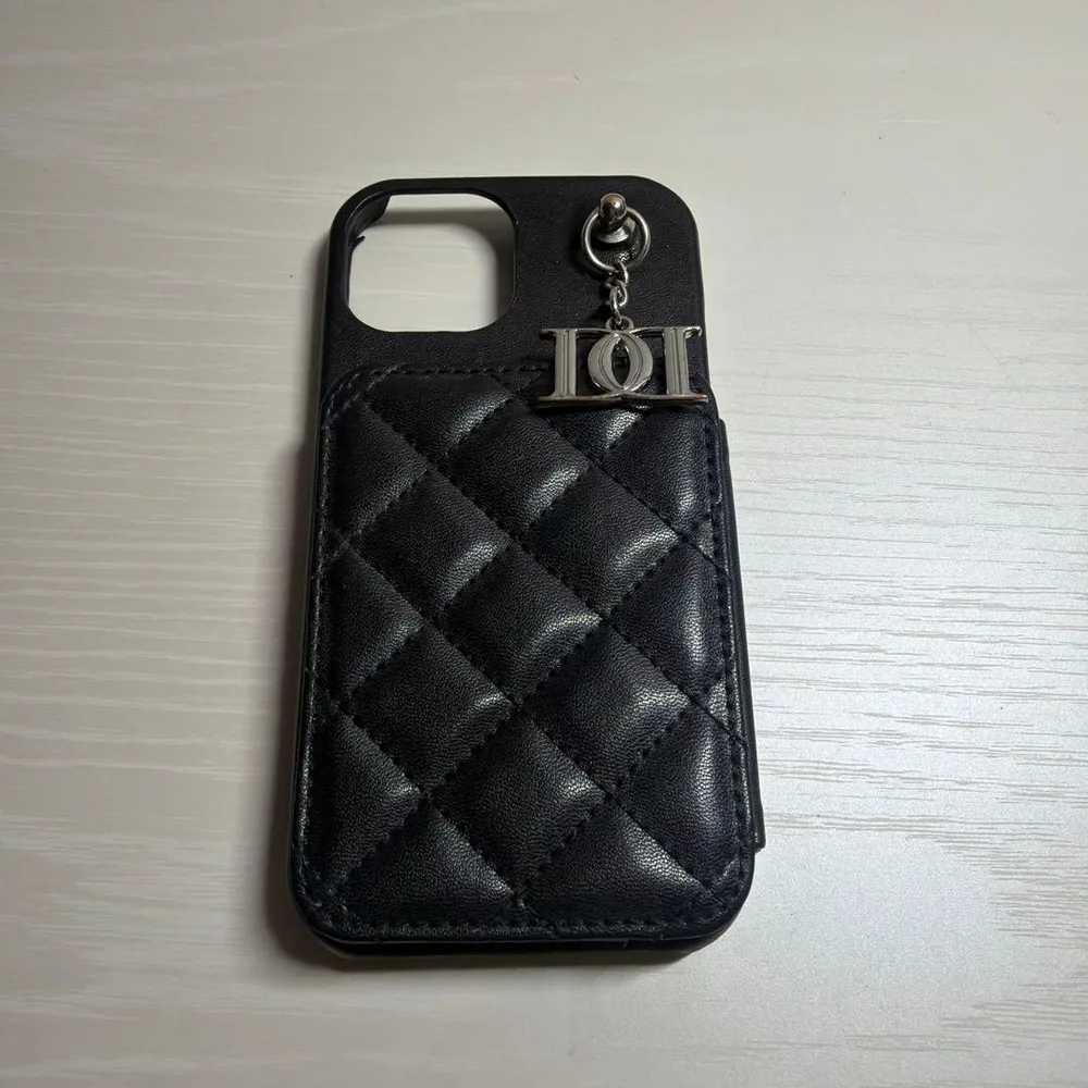 Darich iPhone15 スマホケース ブラック