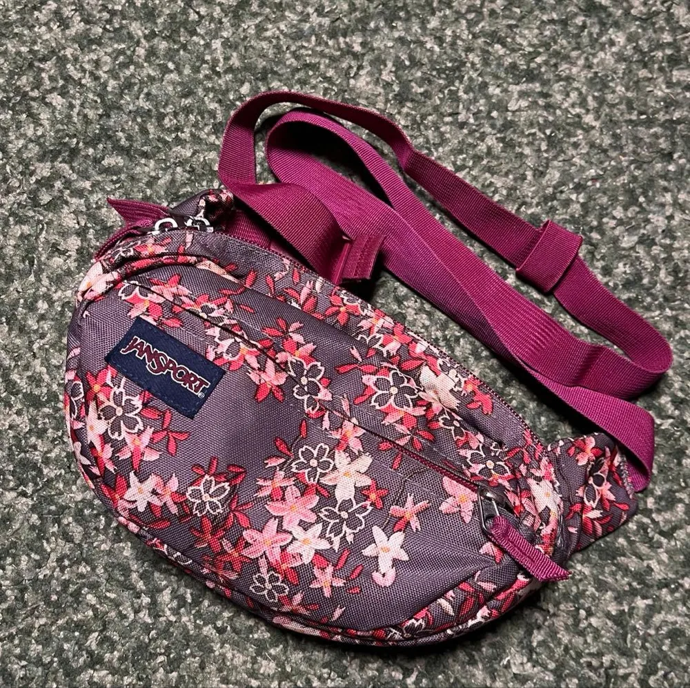 JANSPORT ジャンスポーツ 花柄 ピンク ショルダーバッグ ボディポーチ