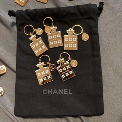 CHANEL チャーム 5個セット 巾着1枚付き