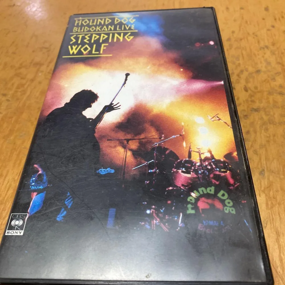 HOUND DOG/เต้นรำกับหมาป่าบูโดกัน Live