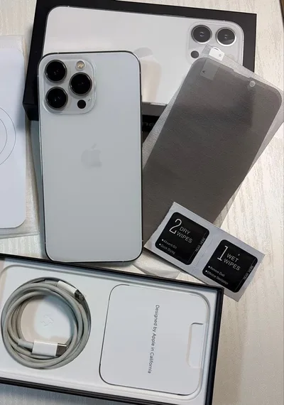 Apple iPhone 13 Pro 256GB 本体