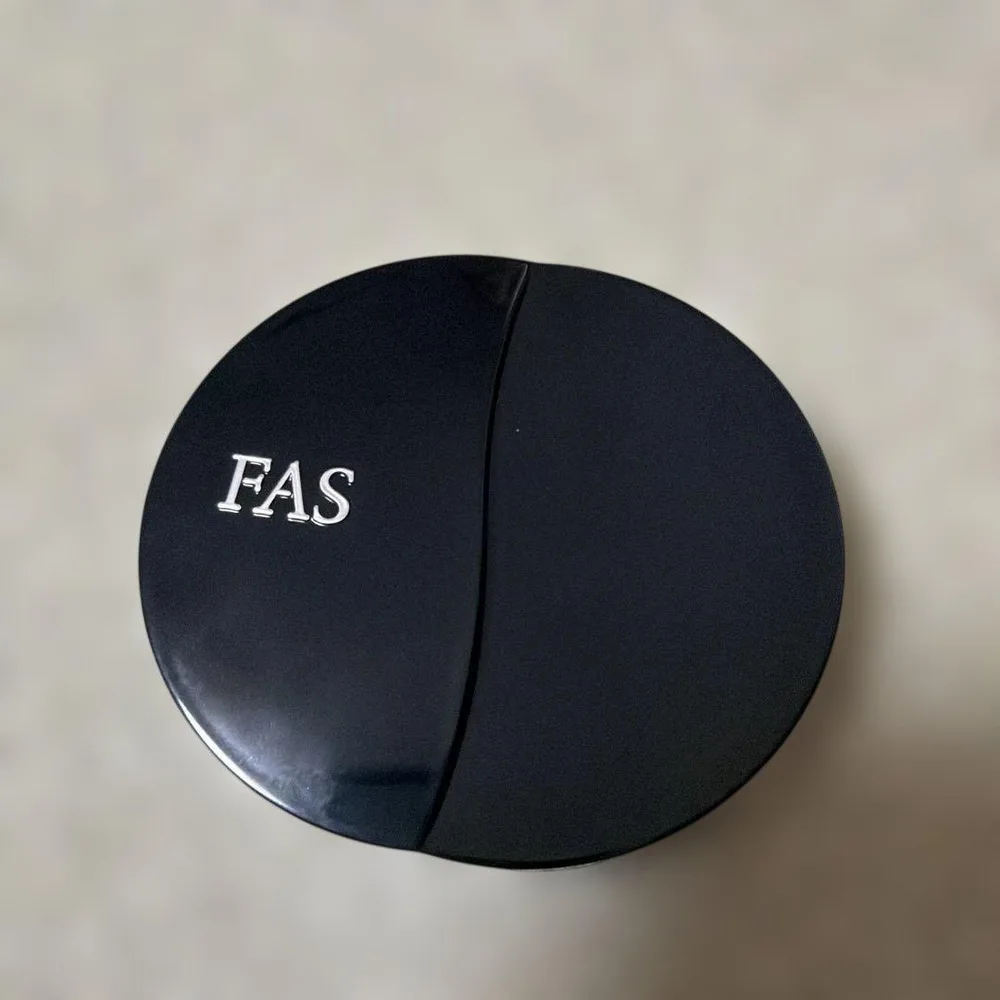 FAS ザ プランプ プレストパウダー 01 ニュートラルヴェイル