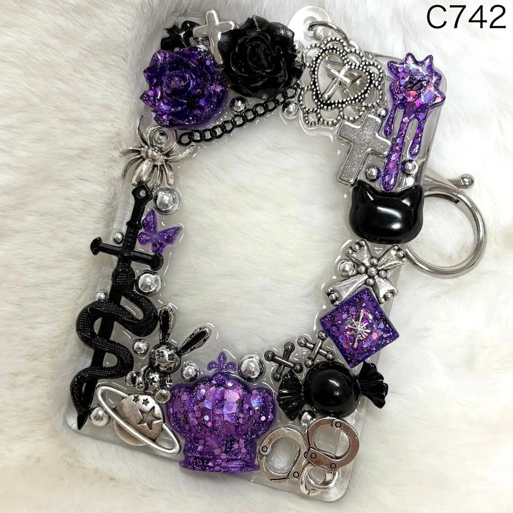 C742♡チェキケース♡トレカ♡フォトホルダー♡キーホルダー♡デコ♡地雷系♡ゴテ