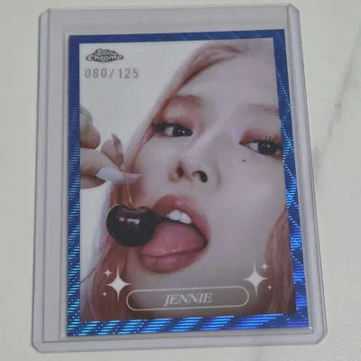 JENNIE 2026 TOPPS Chrome シリアル入り
