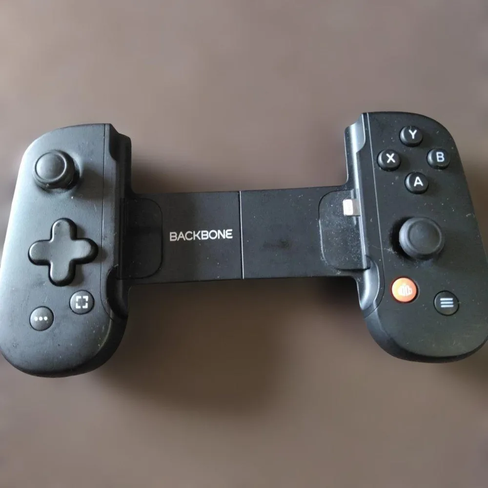 ★動作確認済み★BACKBONE モバイルゲームコントローラー 本体