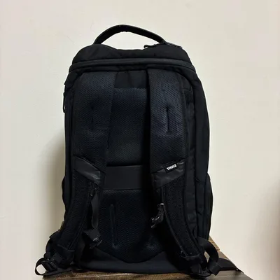 THULE バックパック リュック ブラック