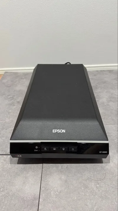 EPSON GT-X830 スキャナー