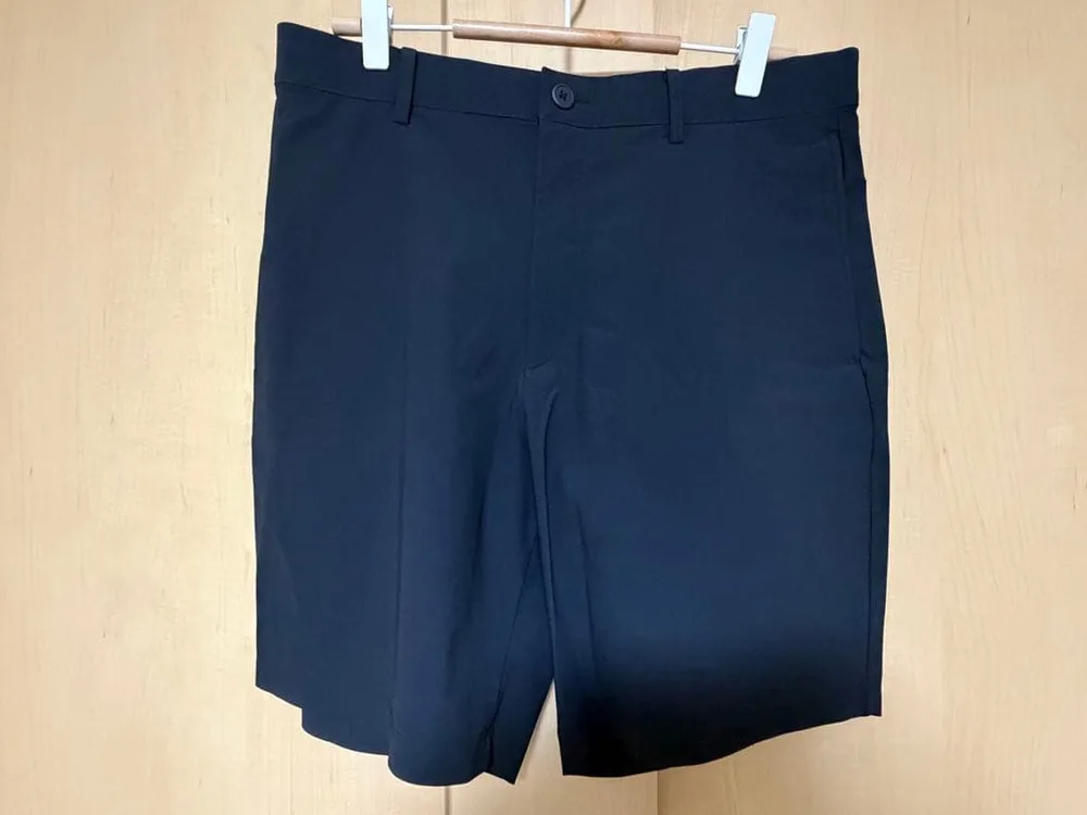 美品UNIQLO 感動ショートパンツ ブラック Mサイズ