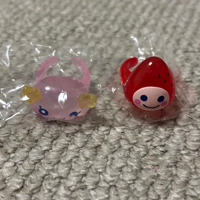 ガチャガチャ リング 2個セット たまごっち 新品未使用 いちごっち ふらわっち