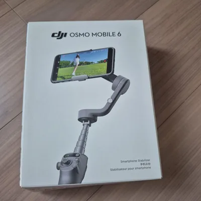 DJI早い者勝ち Osmo Mobile 6 スマートフォンスタビライザー
