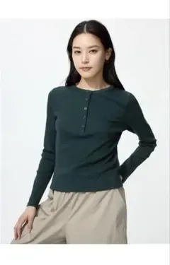 UNIQLO リブヘンリーネックt ダークグリーン Mサイズ
