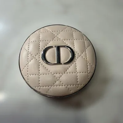 DIOR ディオールスキン フォーエヴァー ヌード ラディアント 00 フェイス