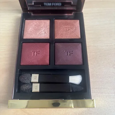TOM FORD アイカラークォード 04 ハネムーン