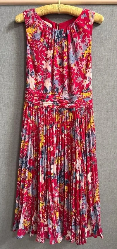 HOBBS LONDON 花柄 ノースリーブ プリーツワンピース