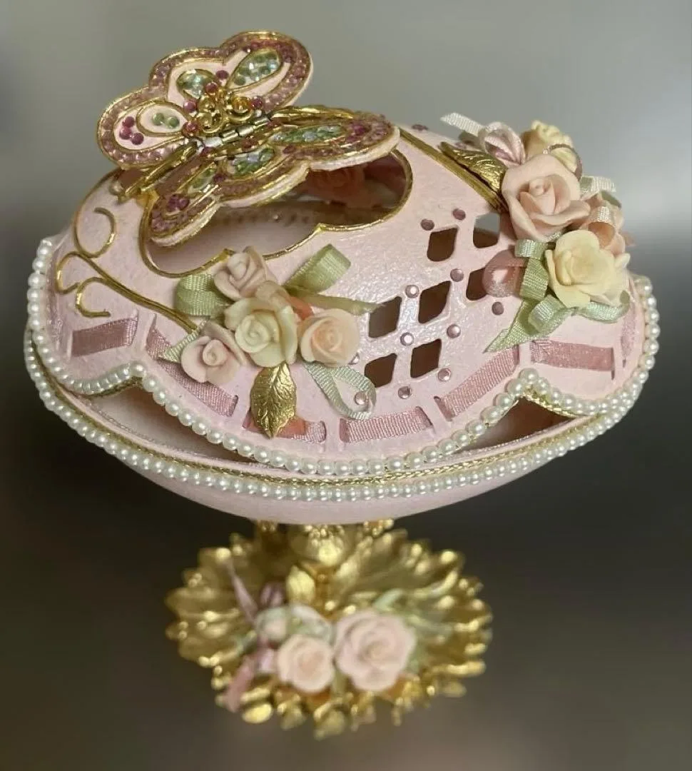 エッグアート 置物 ピンク 蝶 バラ 装飾ハンドメイド