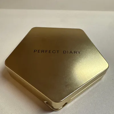PERFECT DIARY スターダストダイヤモンドハイライトパウダー01