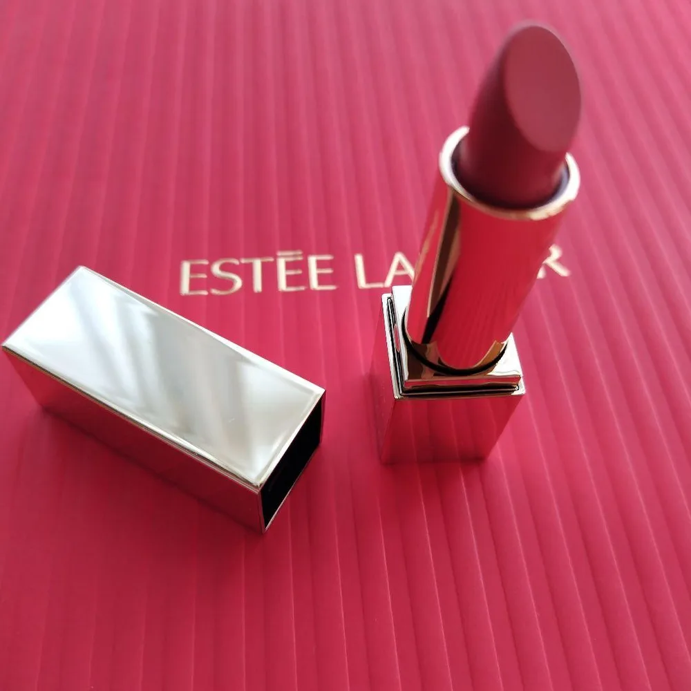 ESTEE LAUDER リミテッドエディションリベリアス ローズ 420 口紅