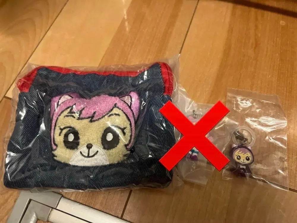 しまじろう ふわふわデニムポーチ めじるしアクセサリー にゃっきい 2点セット