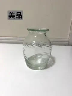 美品 ガラス製 フラワーベース 花瓶