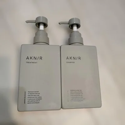 AKN/R シャンプー & トリートメント セット