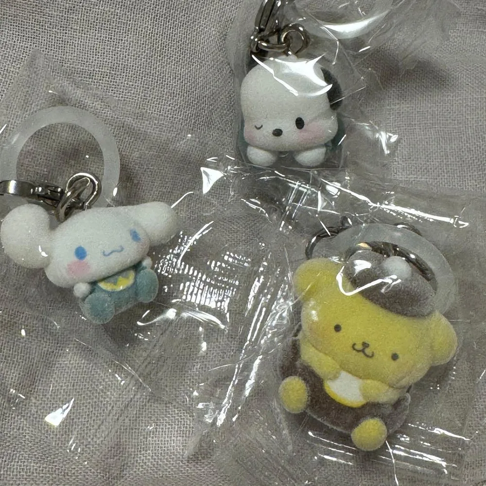 サンリオ ふわふわめじるしアクセサリー ベイビー シナモン ポチャッコ プリン