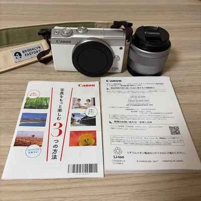 Canon ESO M100 EF-M15-45 レンズキット(ホワイト)