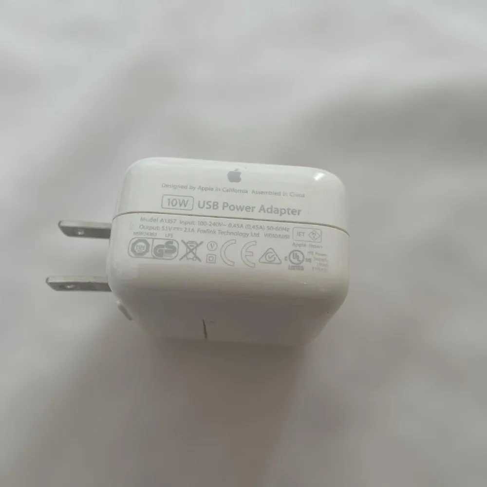Apple純正 急速充電器 A1357 10W USB PowerAdapter