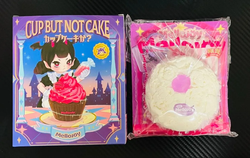 mellojoy 天使のチェリー シークレット カップケーキか?
