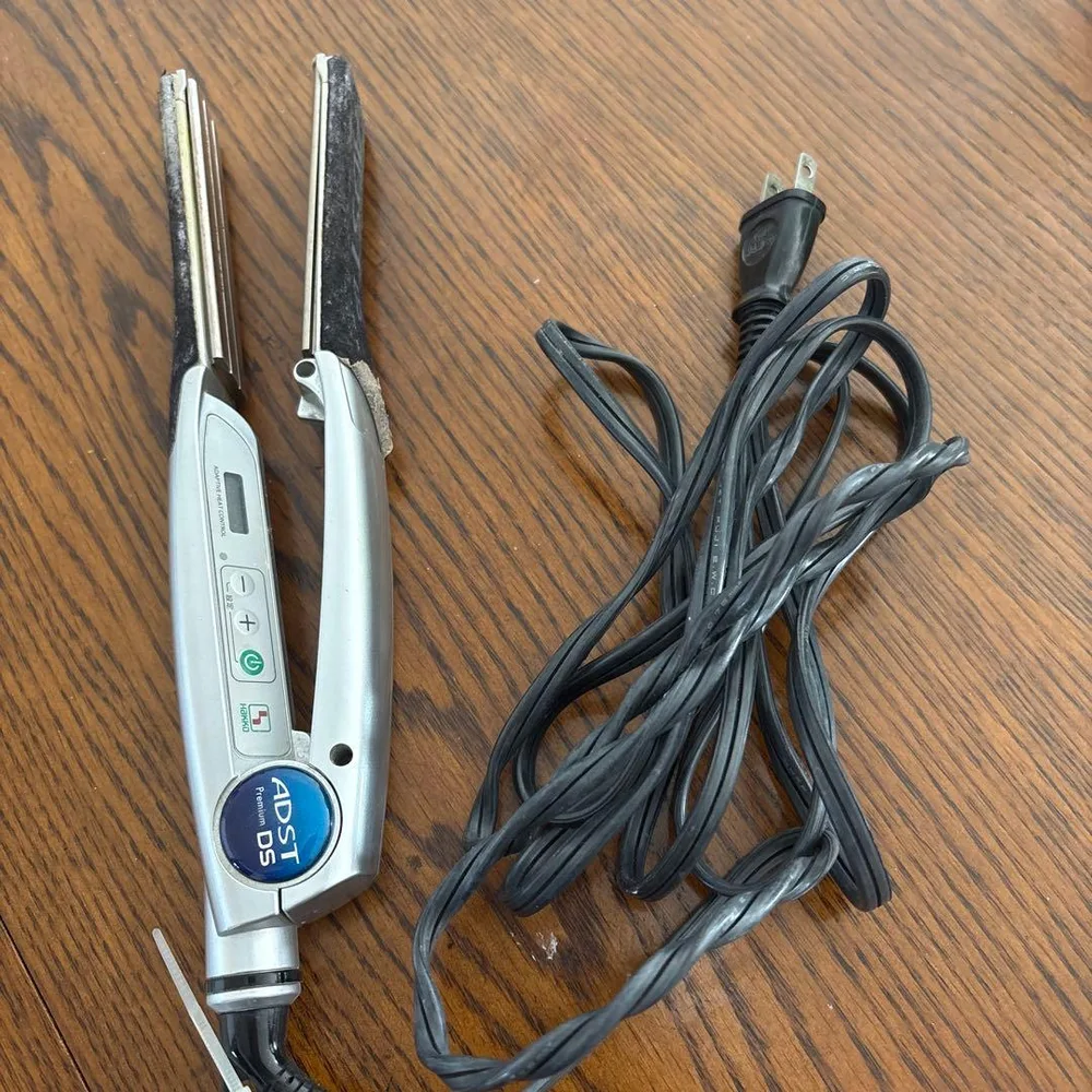 【ジャンク品】ADST Premium DS ストレートヘアアイロン 本体