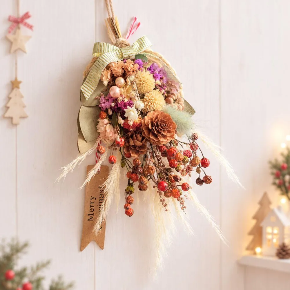 バラの実と小花のナチュラルクリスマスミニスワッグ 木の実 壁掛けインテリア