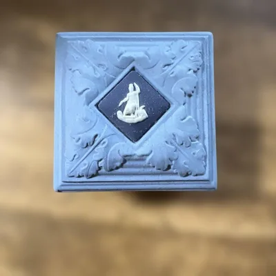 Wedgwood ジャスパー 小物入れ セージグリーン