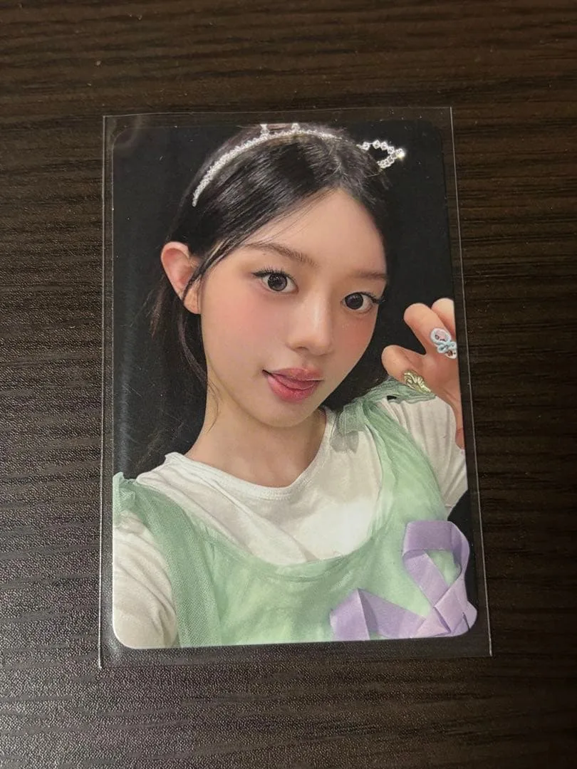 ミンジュ kpopmerch shopee bomb ラキドロ illit