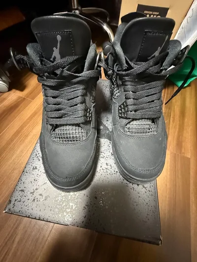 NIKE AIR JORDAN 4 ブラックキャット