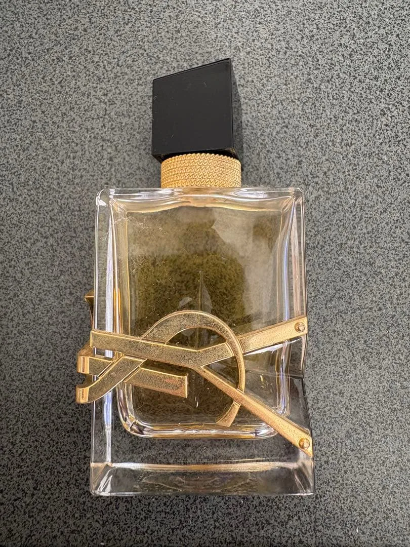 YVES SAINT LAURENT LIBRE 香水