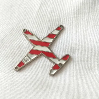 CHANEL 飛行機モチーフ アクセサリー ノベルティ バックチャーム