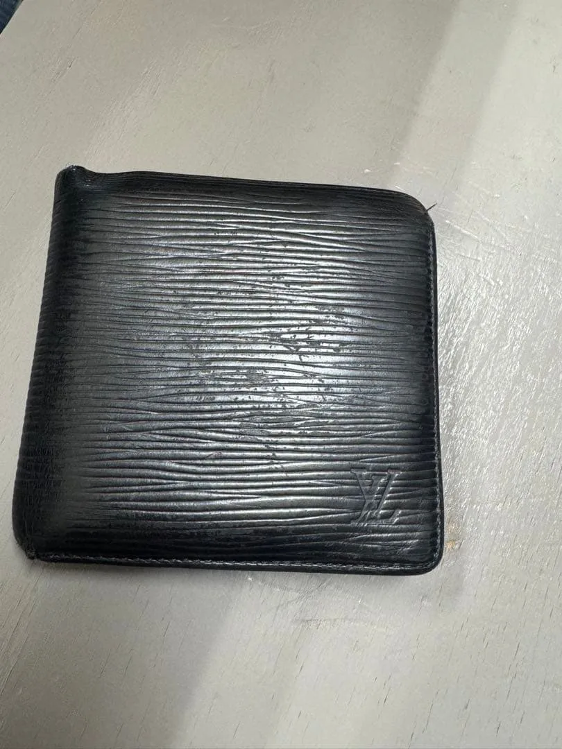 LOUIS VUITTON LV Fold Wallet Epi Black