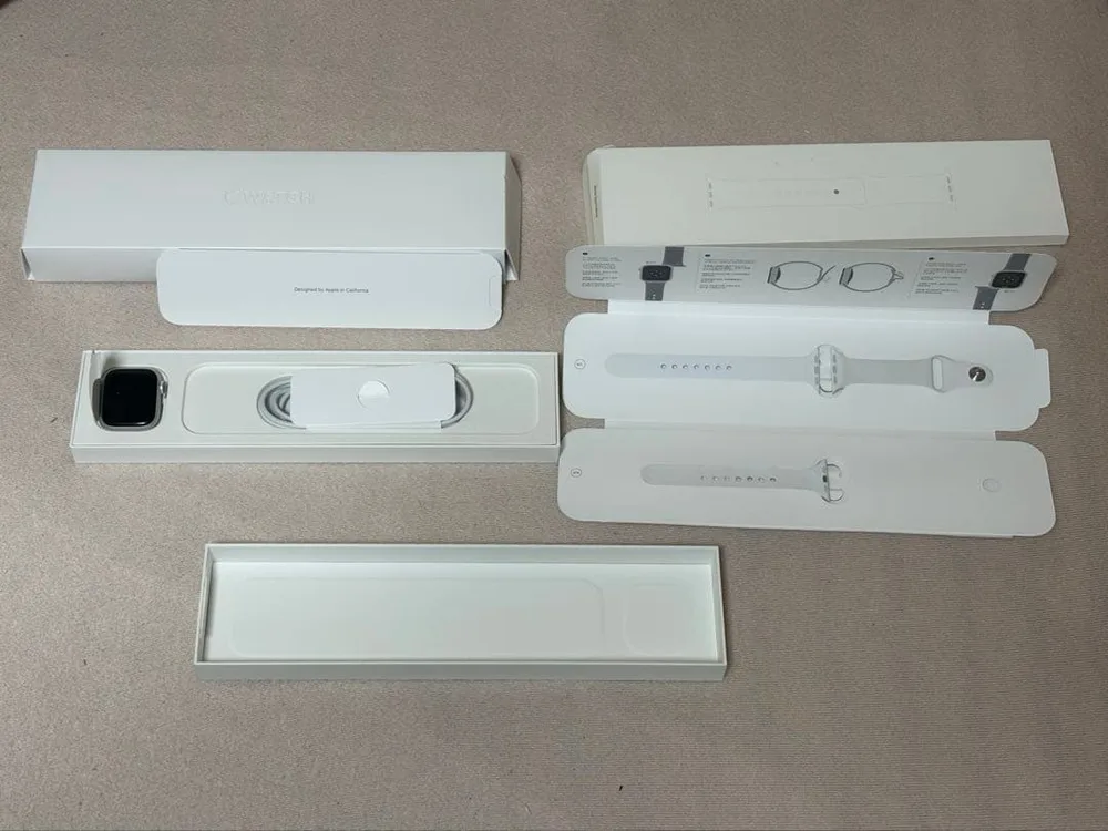 Apple Watch series 8 41mm 本体 ホワイトバンド