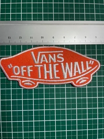 アイロンワッペン★VANS OFF THE WALL★中★オレンジ