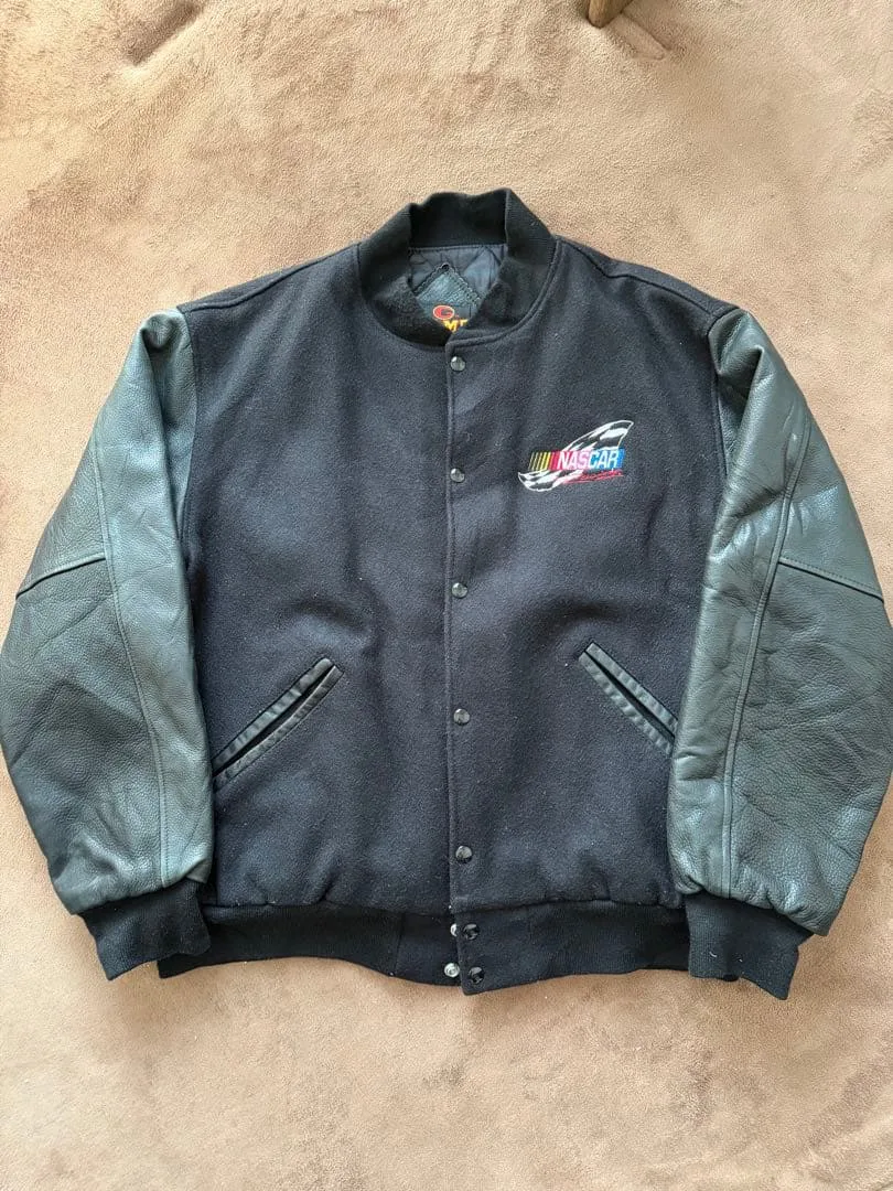 レザー スタジャン ブラック アメリカ産 leather