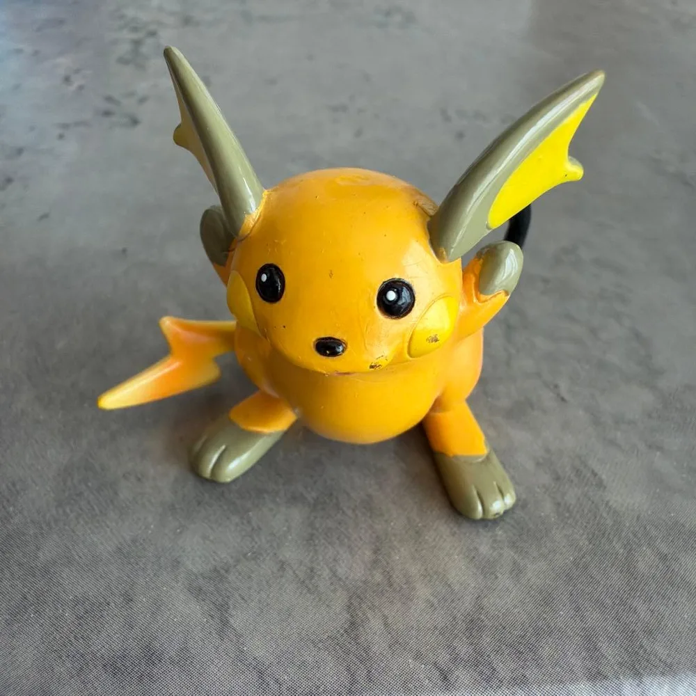 初期 ポケモン ライチュウ フィギュア