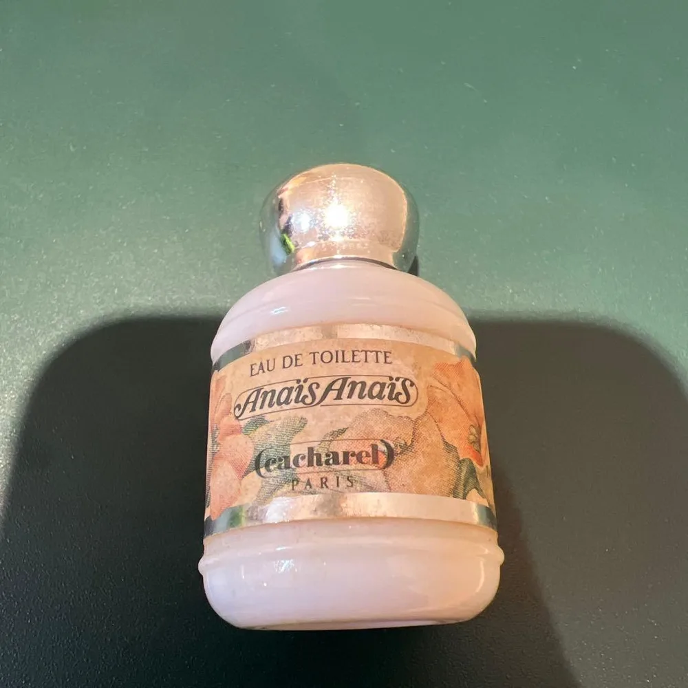 Cacharel キャシャレル アナイスアナイス 香水 7ml ミニボトル レア