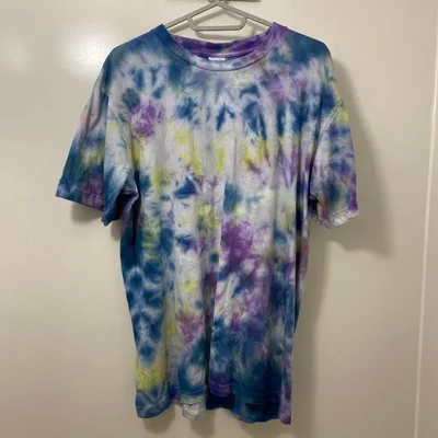 【新品手染め】タイダイ Tシャツ マルチカラー クルーネック