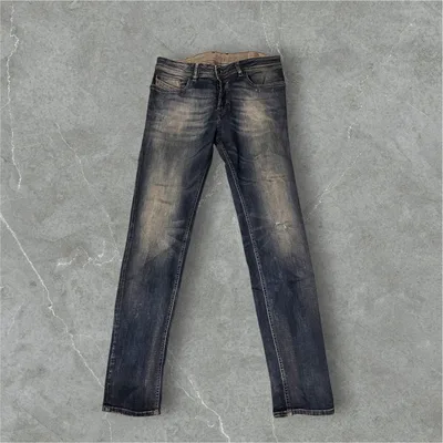 DIESEL デニムパンツ ボタンフライ ウォッシュ加工