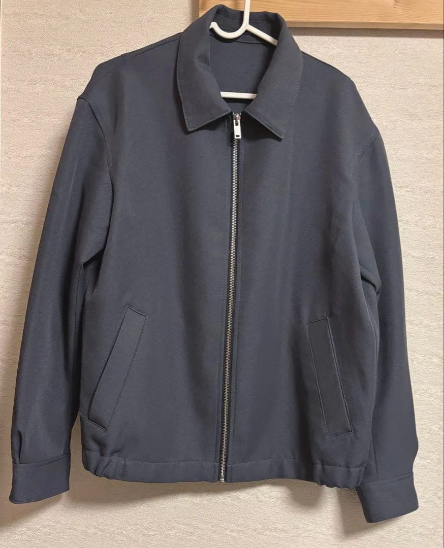 GU ジップアップブルゾン