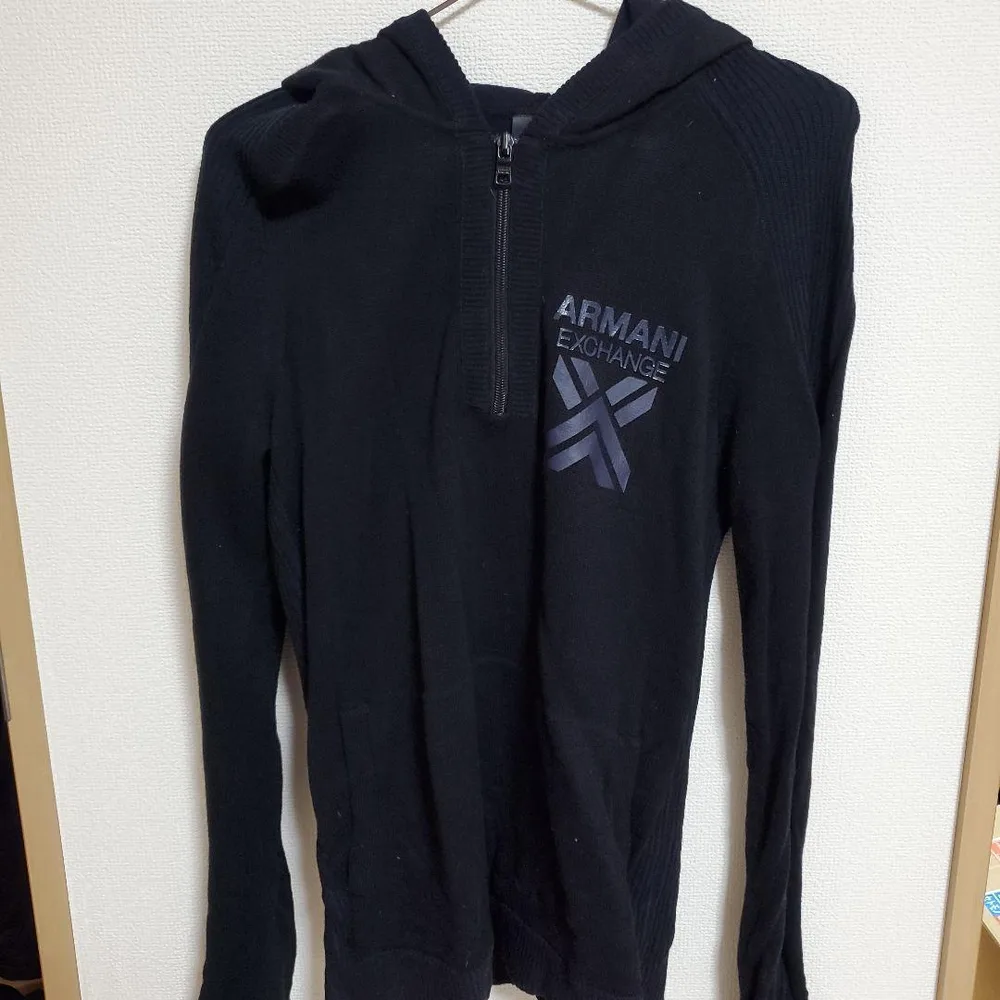 ARMANI EXCHANGE 黒 フルジップ フード付きパーカー