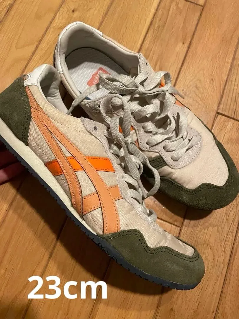 Onitsuka Tiger / Serrano Mikan สีส้ม