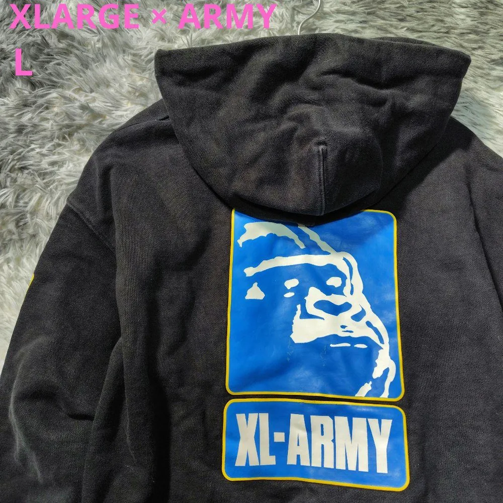 【限定コラボ】XLARGE ARMY バックプリント パーカー 黒 袖ロゴ L